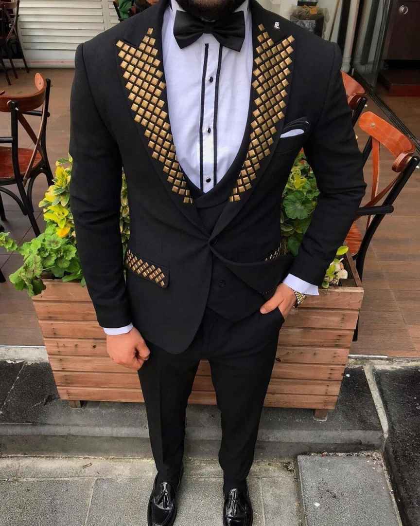 Modern Man Tuxedos Beaded Peak - Men Formal Wear Modern recension och pris
